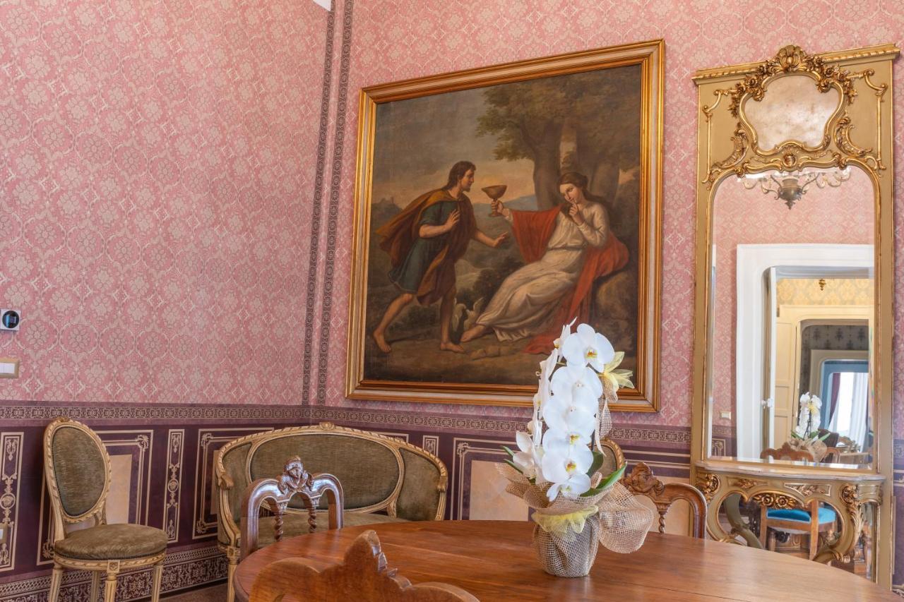 Hotel Il Cavaliere Al Borgo Antico à Copertino Extérieur photo