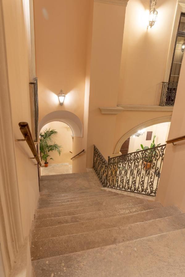 Hotel Il Cavaliere Al Borgo Antico à Copertino Extérieur photo